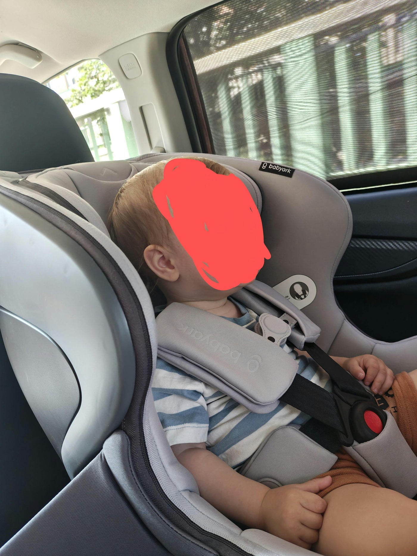 Smart Convertible Car Seat with App Alerts and Premium Comfort
