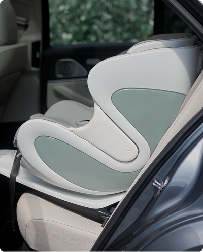 Smart Convertible Car Seat with App Alerts and Premium Comfort